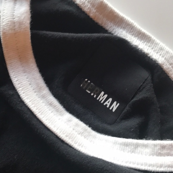 Black and white T-shirt - Picture 2 of 2